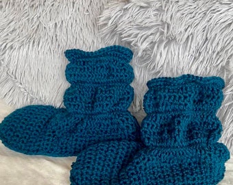 Crochet Woman's Slipper Pattern, Boots Crochet Pattern, Woman's house slippers, Cloud Slipper Boots, PDF Download