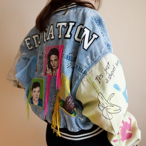 Hand painted custom denim jacket, personalized gift for a girl, drawing on a denim jacket image 3