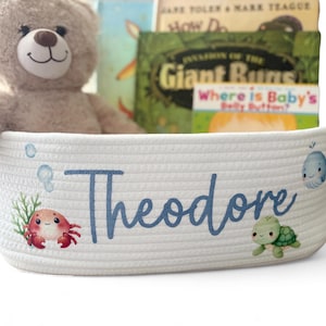 Unter dem Meer-Baby-Geschenk-Korb-Babyparty-Buch-Korb niedliches personalisiertes Geschenk für Babyjungen Korb mit Schildkröte Krabben-Wal-Blau-Grün-Ozean