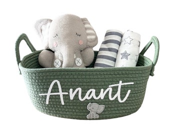 Panier personnalisé, panier personnalisé, cadeau de baby shower, porte-couche, porte jouet pour animal de compagnie, cadeau petit garçon, vert sauge, bois, grange, cadeau de bébé