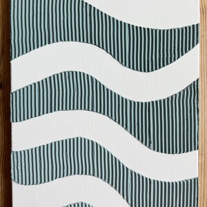 Wavy ombré textured art