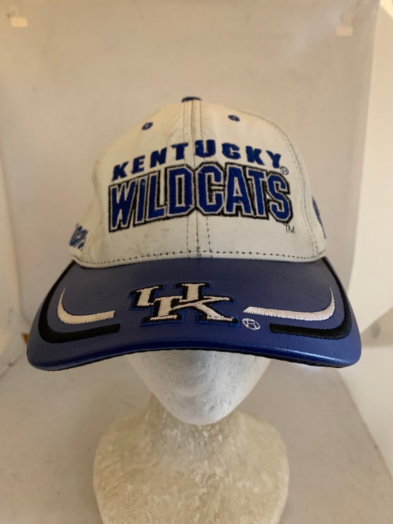 90s vintage 古着 キャップ WILDCATS UK NCAA Vintage Kentucky Wildcats Hat Global Caps All Over Logo