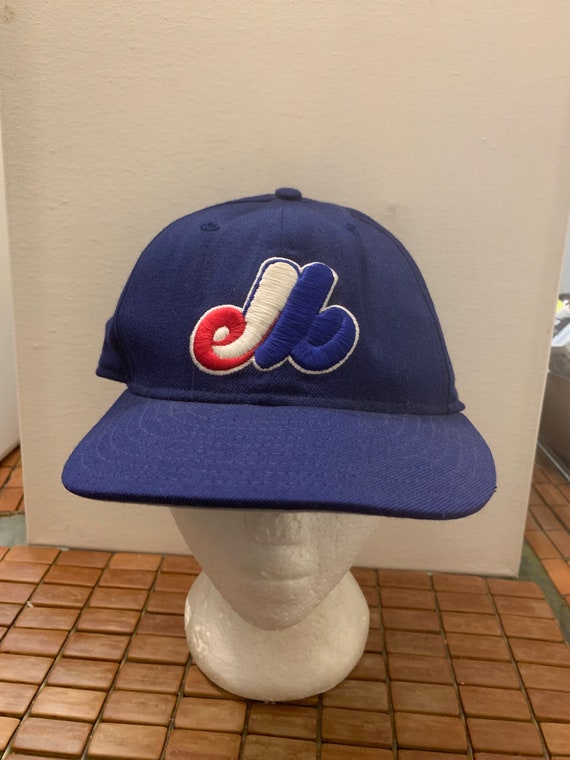 Vintage Montreal Expos fitted hat size 7 3/4 1990s