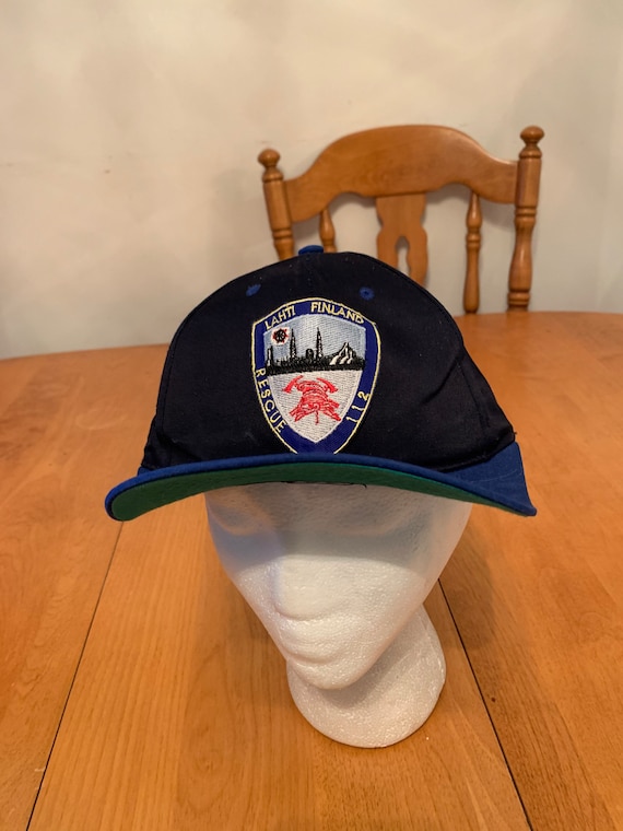 Vintage Finland Trucker Snapback hat 1990s 80s R2