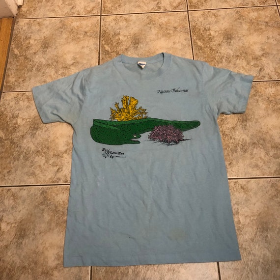 Vintage Nassau Bahamas T shirt size large 1980s 80