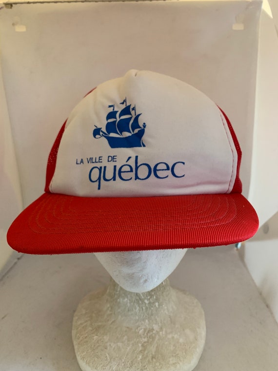 Vintage Quebec Trucker SnapBack Hat 1990s 80s D12
