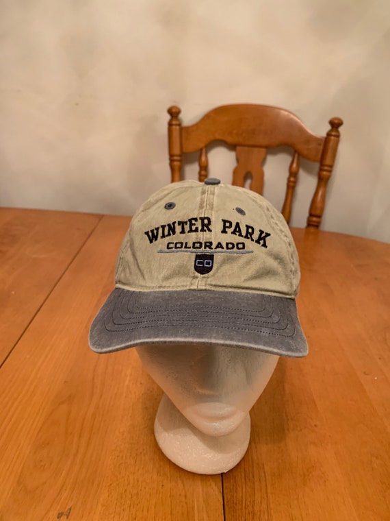 Vintage winter park Trucker Snapback hat 1990s 80s