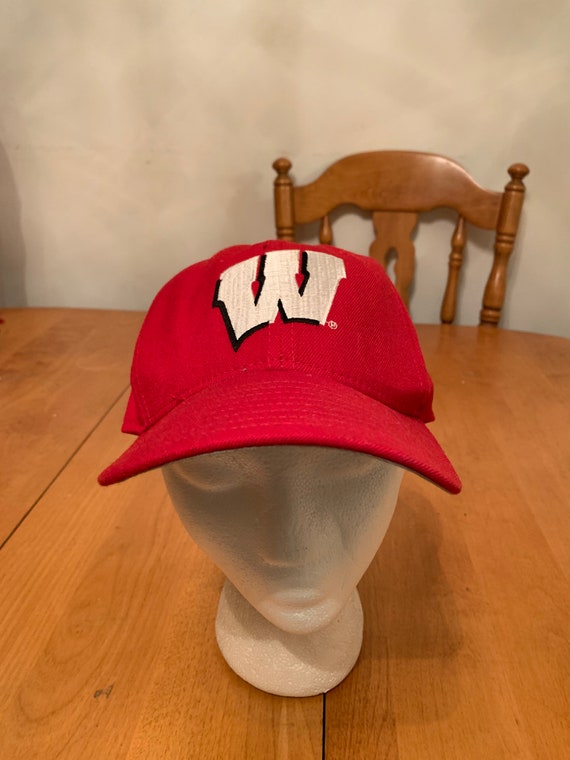 Vintage Wisconsin fitted hat 1990s 80s R1 size 7 … - image 1