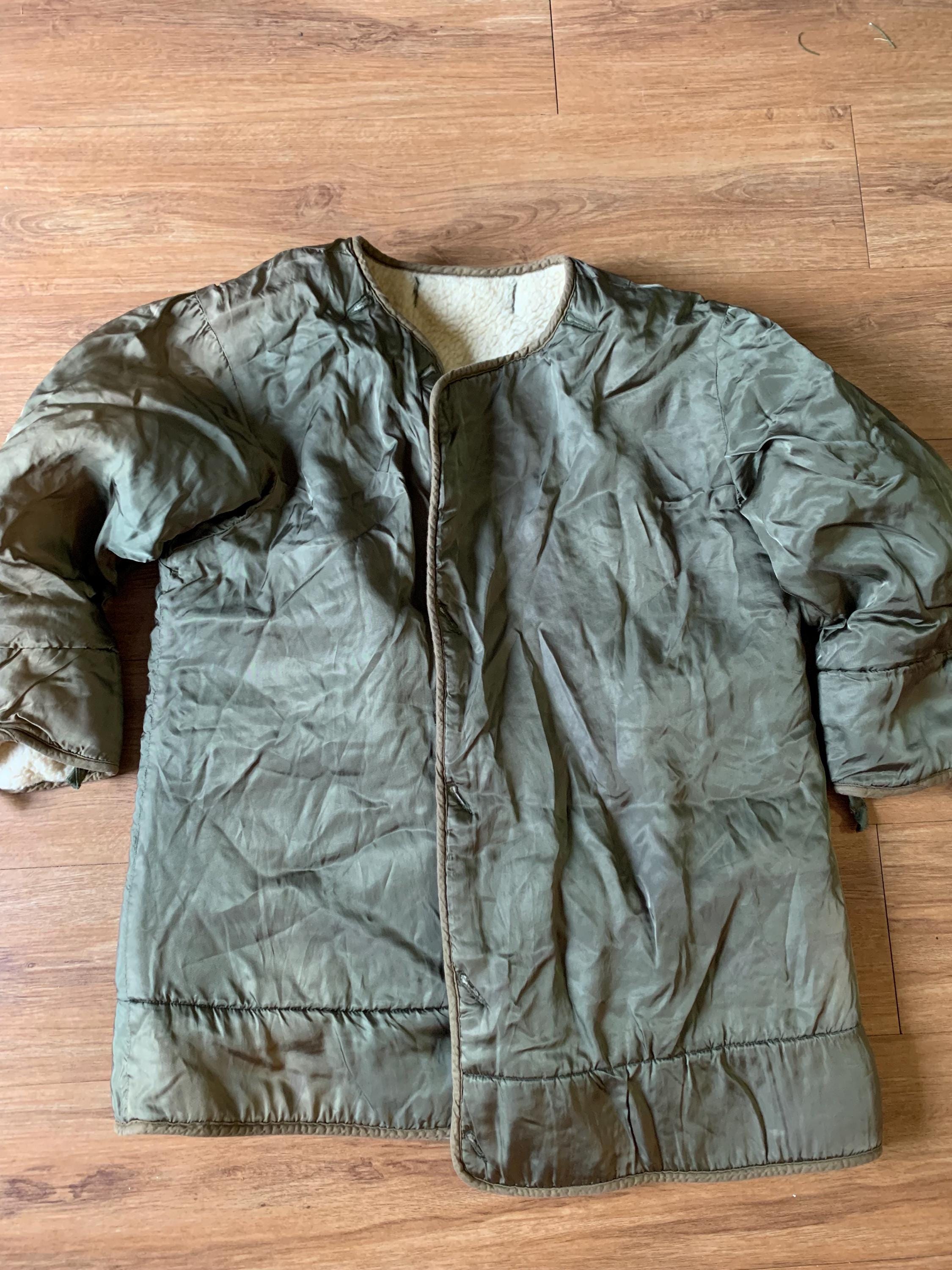 Vintage army jacket size medium 1990s 80s