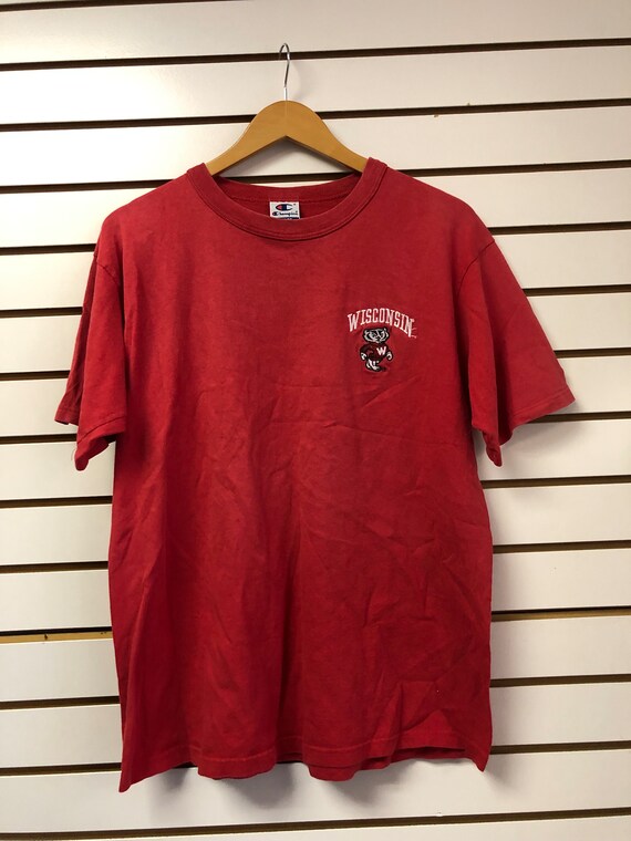Vintage Wisconsin badgers champion T shirt size L… - image 1