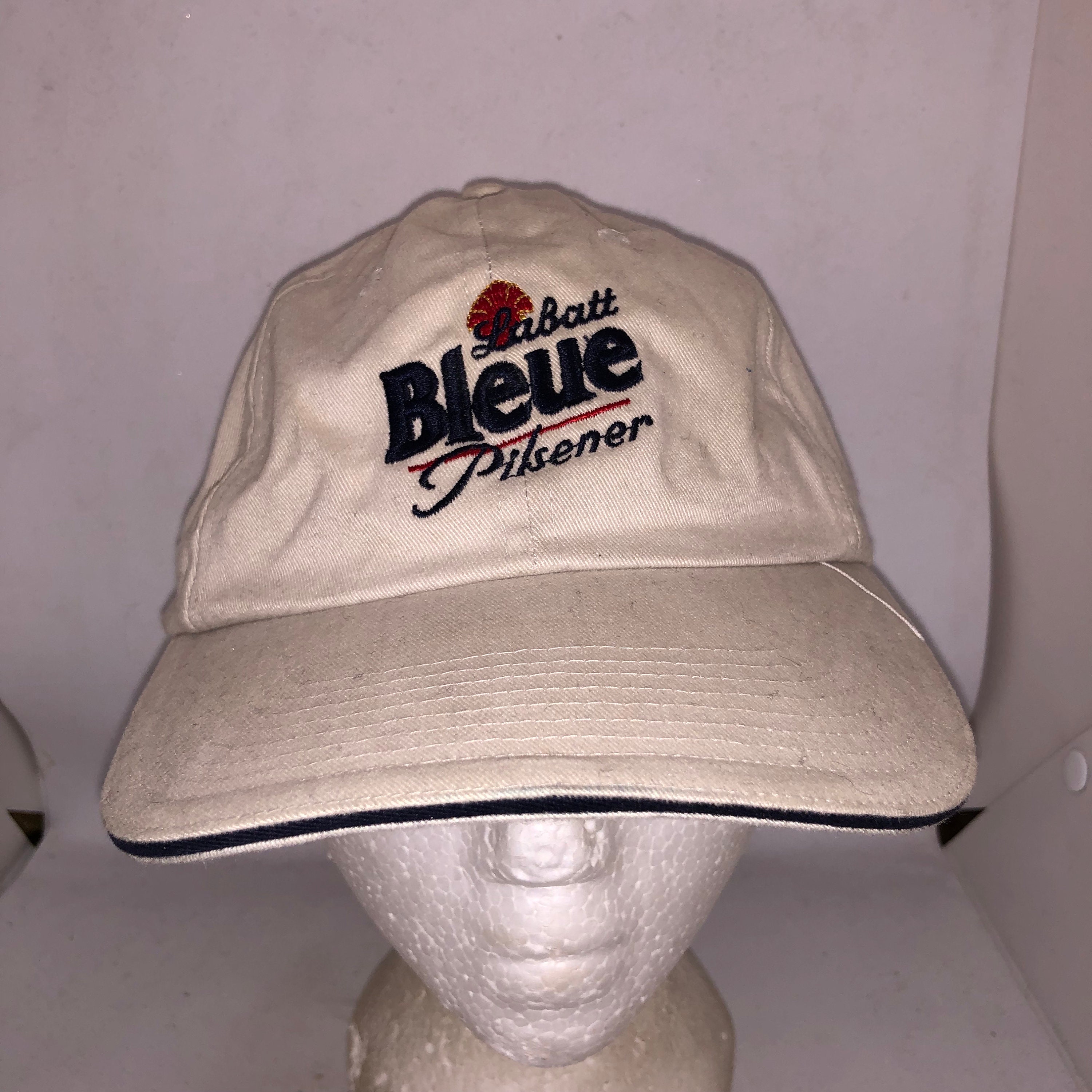 Vintage 80's Labatt's Blue Beer / Camouflaged Snapback / Mesh / Cheese- grater / Baseball Cap Hat 