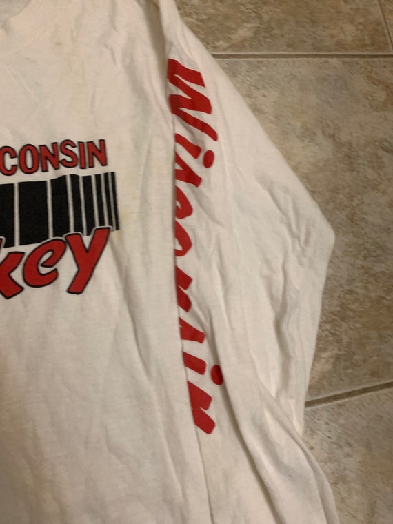 Vintage Wisconsin hockey long sleeve T shirt size… - image 3