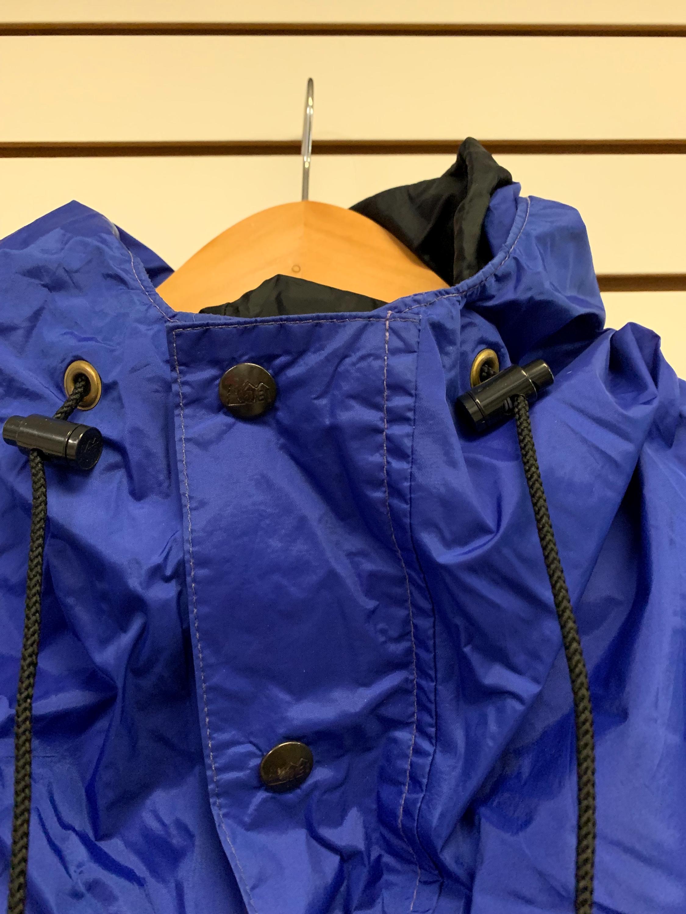 Prendre!! vintage années 90 Quiksilver Veste Big Logo Bleu Marine 90's Rare Coupe-vent Puffer Style Rétro Surf Light Wear Halfzip Jacket Taille XL - France