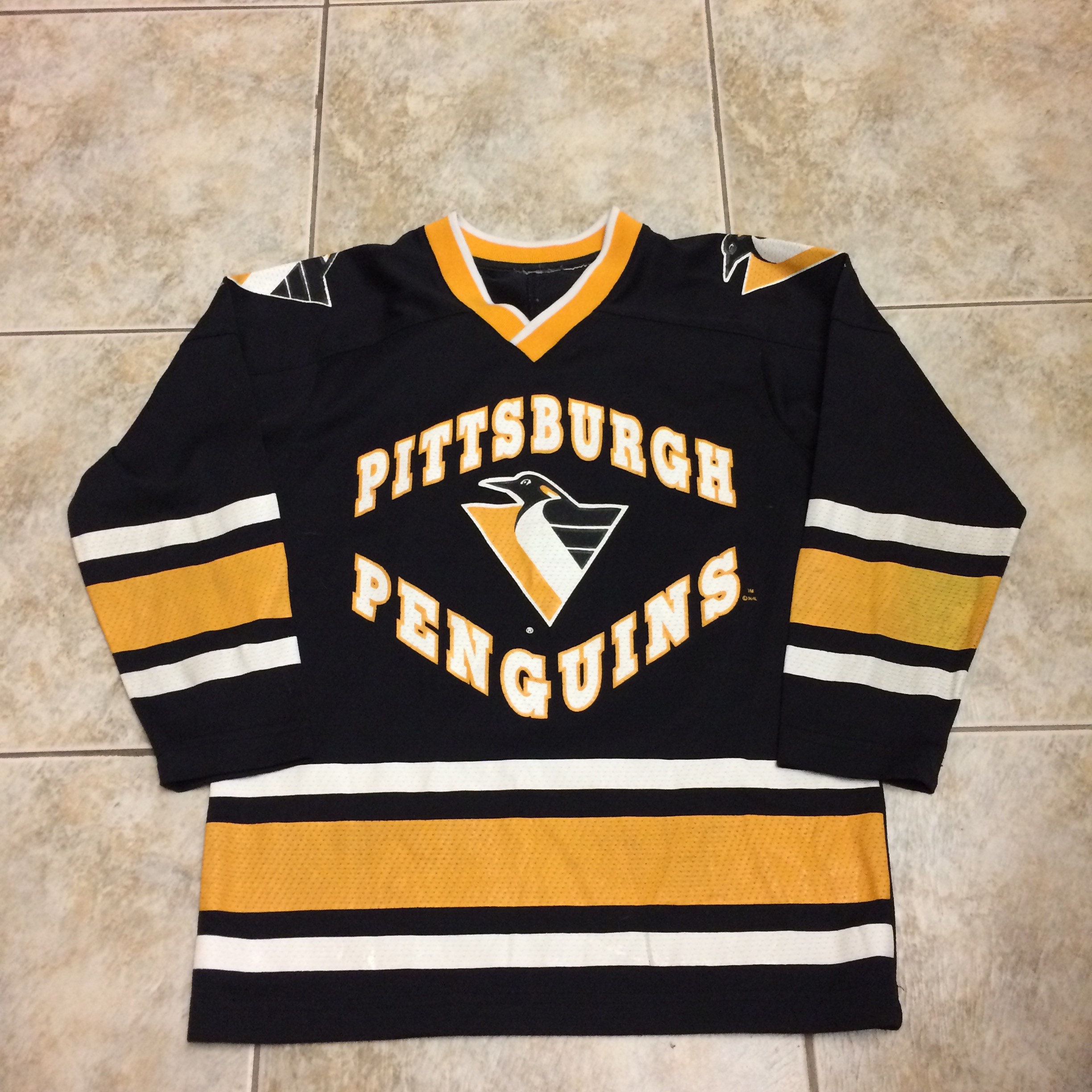Pittsburgh Penguins T-Shirt Navy Blue Vintage Tek Patch