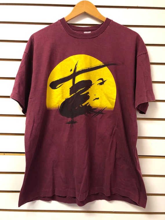 Vintage Miss Saigon T shirt size XL 1990s 80s