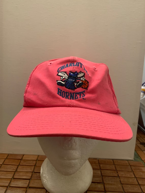 Vintage Charlotte Hornets Neon pink Trucker Snapba