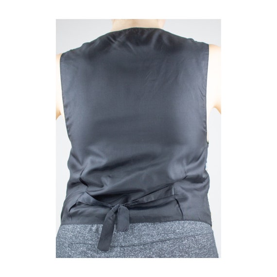 Vintage Needlepoint Cottagecore Vest Gem