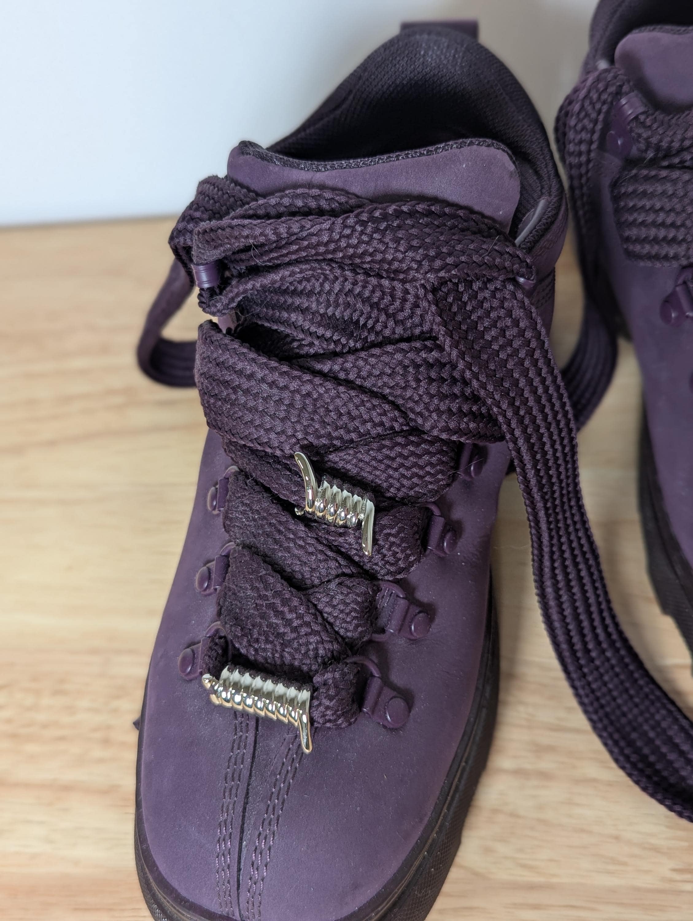 Burberry Mens Purple Aubergine Laceup Leather Trek Ankle