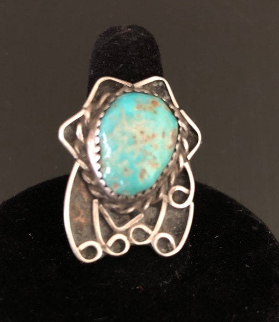 Unique Vintage Native American Navajo Turquoise Heishi Sterling Silver Necklace Unique Vintage Native American Navajo Turquoise Heishi Sterling Silver Necklace