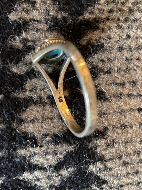 Tiny turquoise ring with silver rope and bead det… - image 3