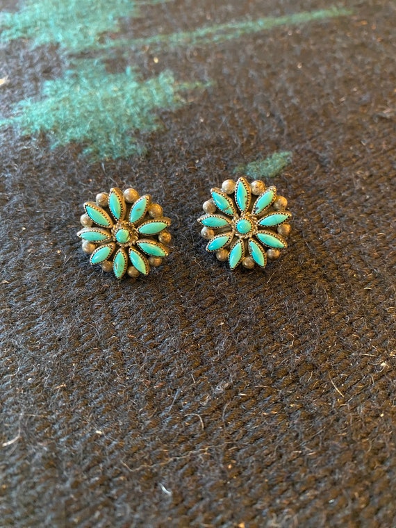 Beautiful turquoise pettipoint screw back earrings