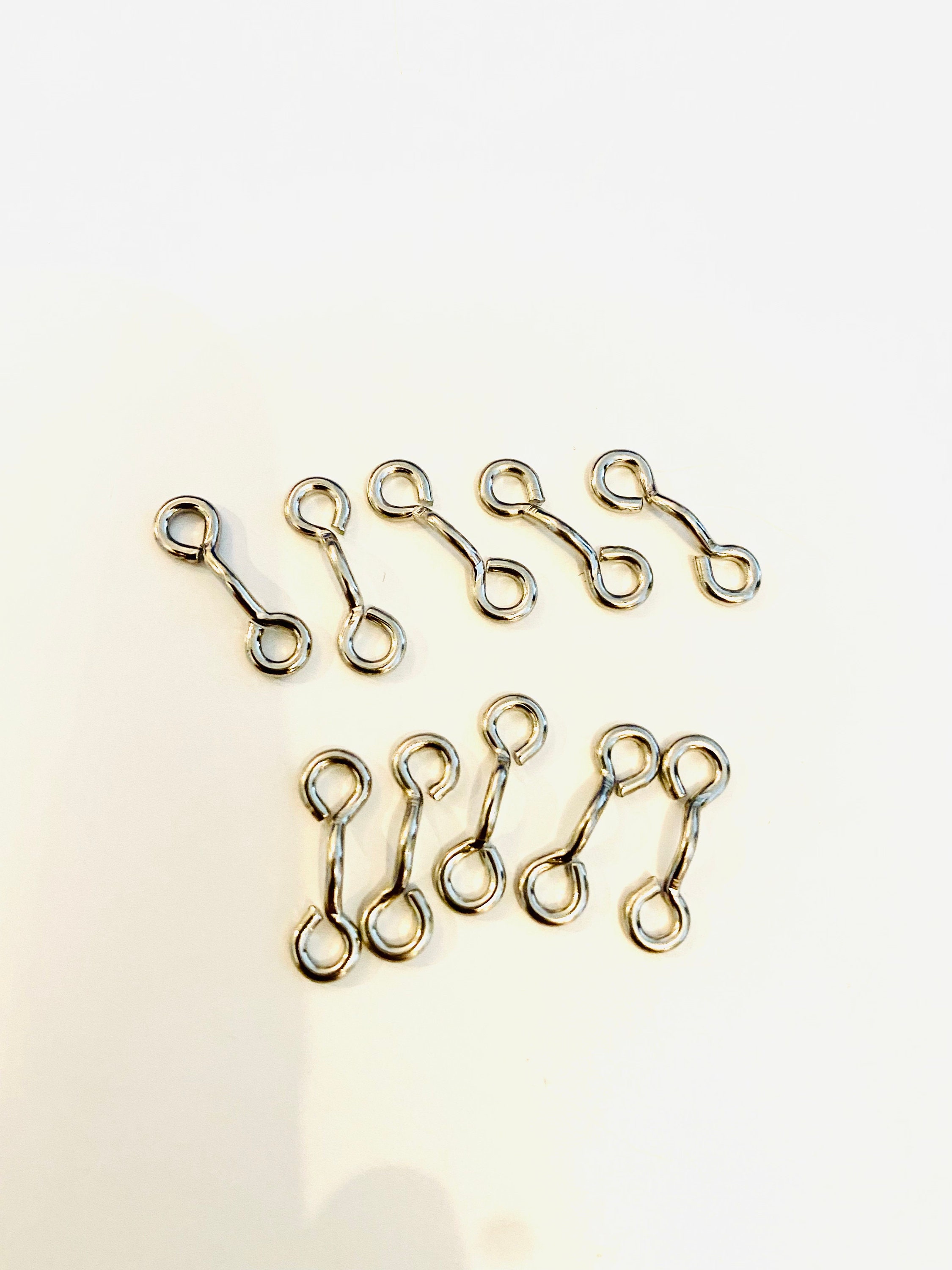 Size 6 Hook – Bar – Eye Silver or Black (also Known as “king Size 6 Hook – Bar – Eye Silver or Black (also Known as “king