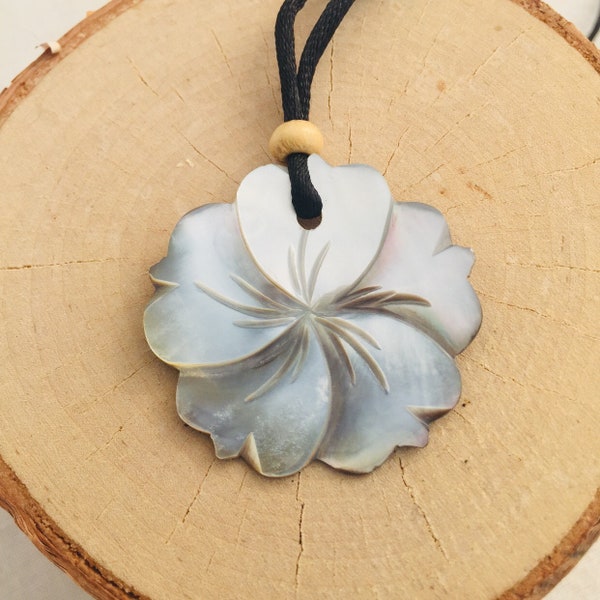 Black Natural carved Flower Mother of Pearl Necklace, Adjustable Cord 14 to 30 inches , Jewelry for Women, Island Jewelry, Hawaiian Jewelry