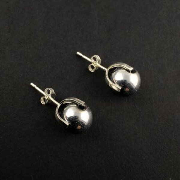 EARRINGS in HEMATITE Silver on Silver 8mm Crystal therapy Chakra Reiki Zen