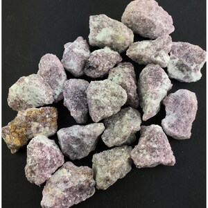 MINERAIS Lepidolita Bruta Cristal Extra Curativo de Qualidade