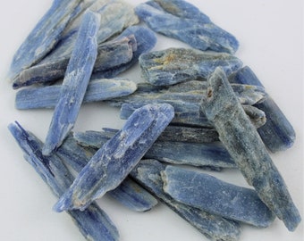 Rough KYANITE Chakra Gemstone MINERALS Crystal Healing Gift Idea UNPOLISHED