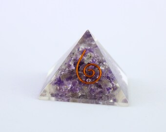 Orgonite Pyramid Amethyst 33mm Minerals Furniture Energy Orgonic Spirit