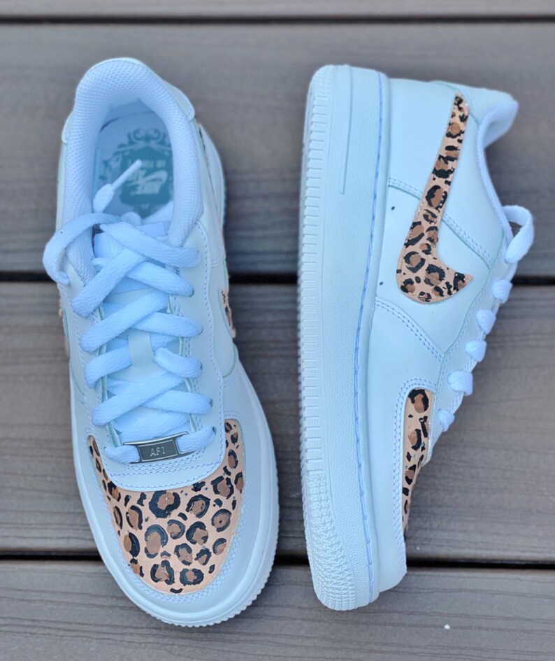 nike airforce leopard print