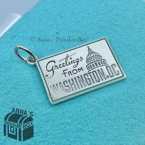 Tiffany & Co. Ciondolo cartolina Washington DC in argento 925 e smalto blu (Bx, Pch, Rbb)