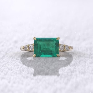 5 stone ring east west emerald cut ring 2ct colombian emerald lab grown & 4 natural round diamond