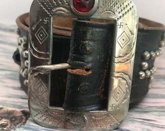 1930's～OLD STUDDED JEWEL LEATHER BELT 1930s Jeweled Studded western belt | Vintage-Haberdashers Blog
