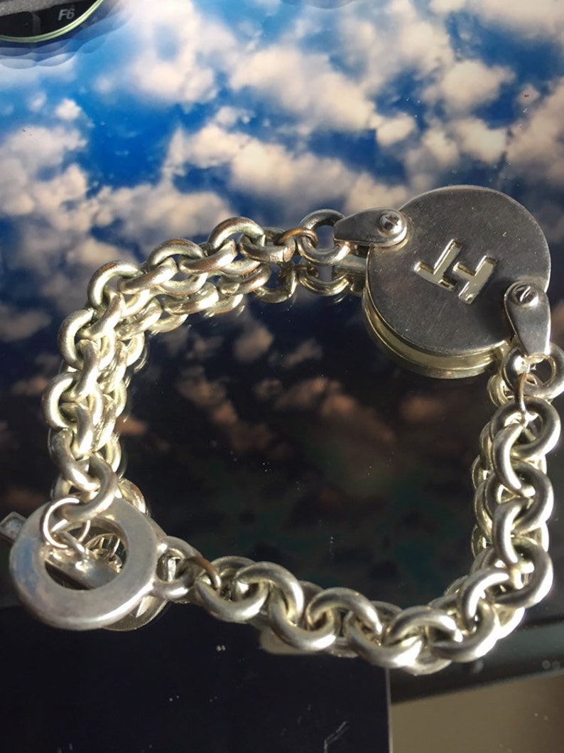 Vintage Tommy Hilfiger SIGNED Dbl Link Silver Color Bracelet w RARE Logo Madallion