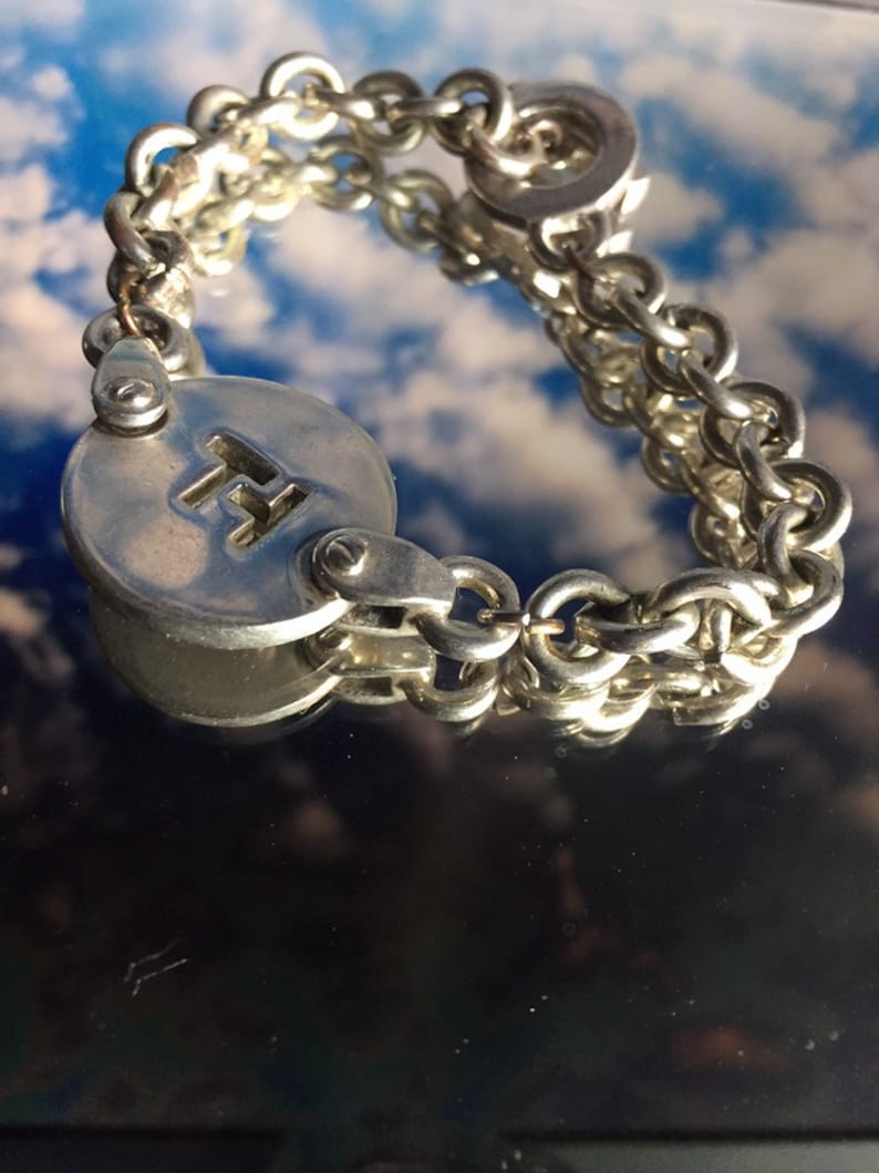 Vintage Tommy Hilfiger SIGNED Dbl Link Silver Color Bracelet w RARE Logo Madallion