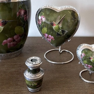 Anna&#39;s Hummingbird : Cremation Keepsake for Human Ashes | Handcrafted Green Hummingbird Keepsake and Adult Urn | For Men Women | 10.5&quot; & 3&quot;