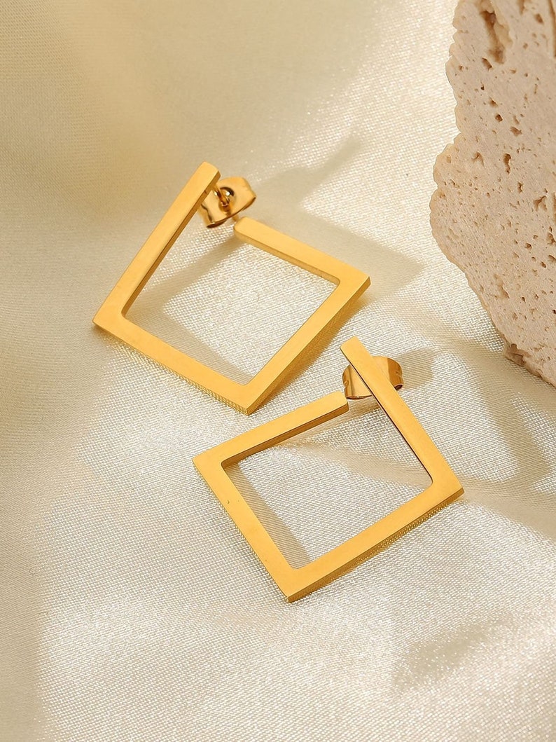 Geometric Trend Square Huggie Earring 18K Gold Plated image 5