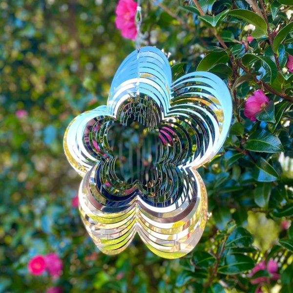 Flower Wind Spinner Metal Kinetic Hanging Sculpture for Outdoors
