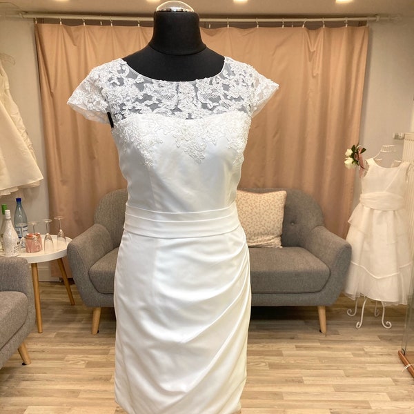 Standesamtkleid, Etuikleid, Tailliertes Kurzkleid mit Spitzen-Oberteil, Brautkleid ivory