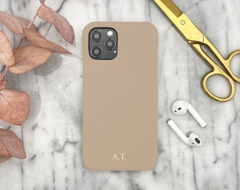 Iphone personnel en cuir grainé beige avec monogramme