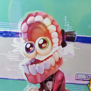 Puede incluir: Ilustración caprichosa de un personaje con una boca grande, dientes y ojos desproporcionados. El personaje viste un traje rojo con pajarita negra y sombrero de copa. El fondo presenta tonos verdes y azules, creando una estética lúdica y peculiar.