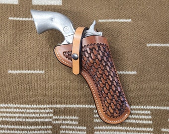 Scarred/Blem Pre-Made Field Holster - Ruger New Model Blackhawk 4.62" Barrel RIGHT HAND