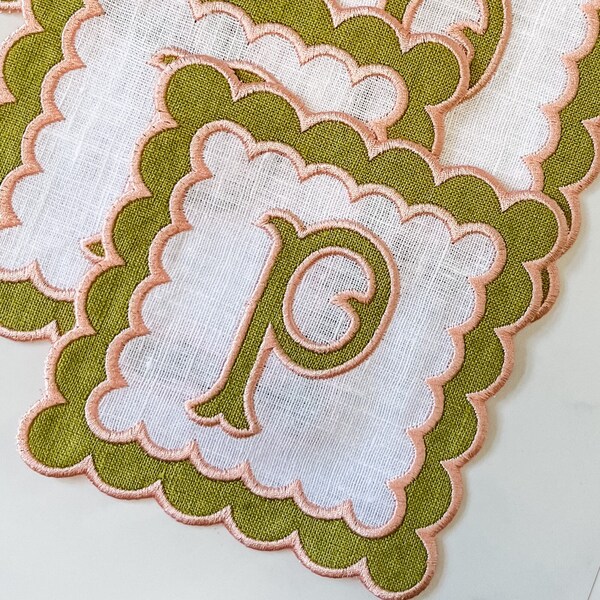 Custom linen appliqué cocktail napkin/set of 4 appliqué scalloped coaster/barware/bar coasters