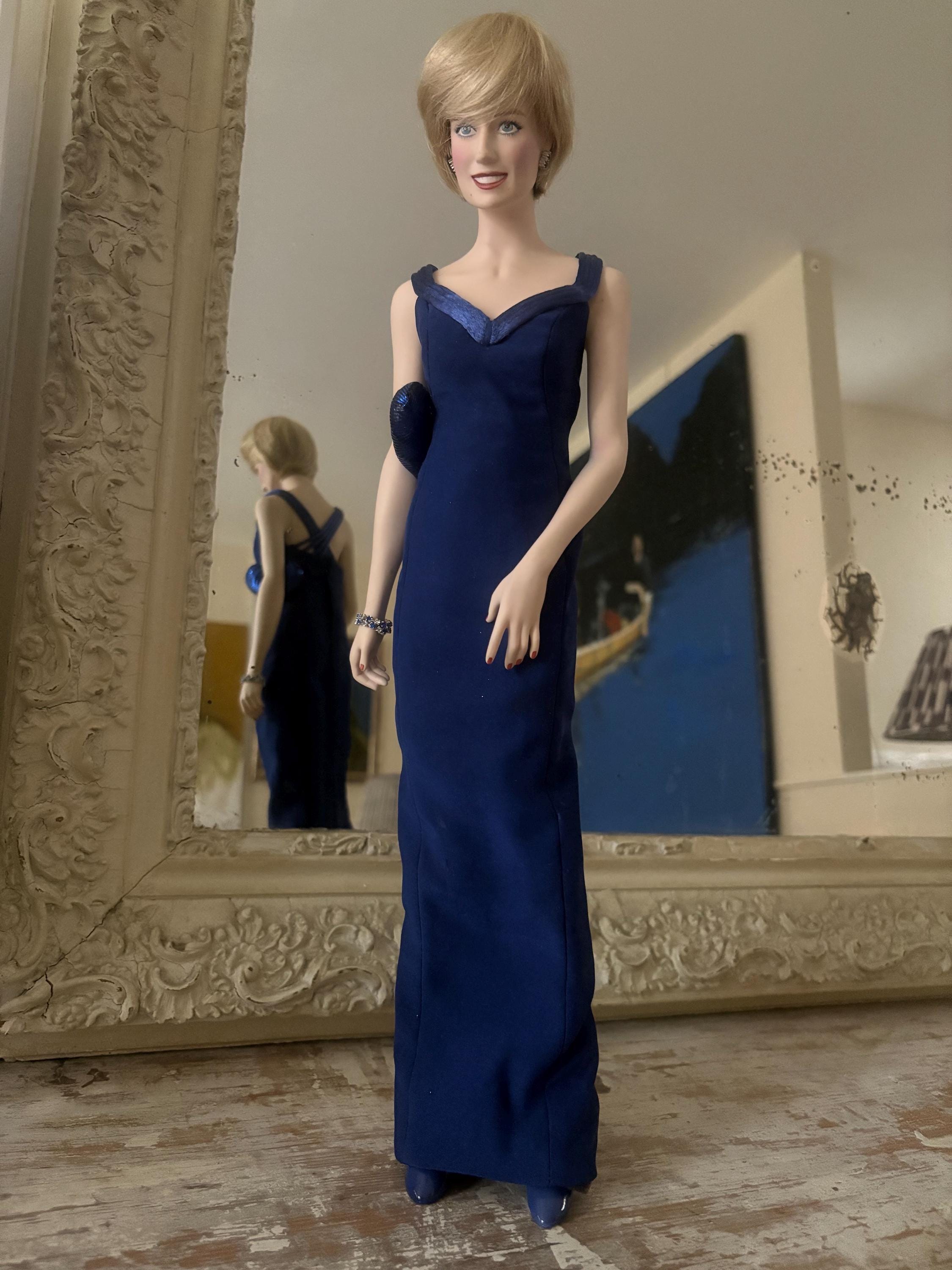 Princess diana figure - Etsy 日本