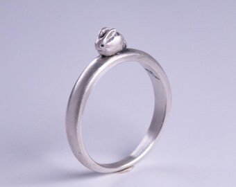 Hase Sternzeichen Ring aus 925er Silber – handgemachter Schmuck im Jahr des Hasen