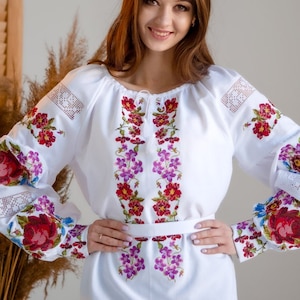 Flowers Machine Embroidery designs. Cross stitch pattern. Set floral ornament for clothes. Neck, sleeves and border patterns.