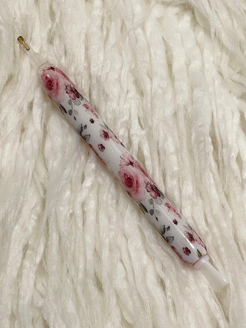 Bed of Roses Diamond Painting Penthis Design Can Be Done on Pick Me up Pen, Ink Pen, Coverminder