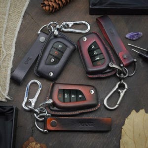 Leder Schlüsseletui für 2020-2025 RAV4, Corolla, Tacoma, GR86, Prius - Benutzerdefiniertes Fob Geschenk